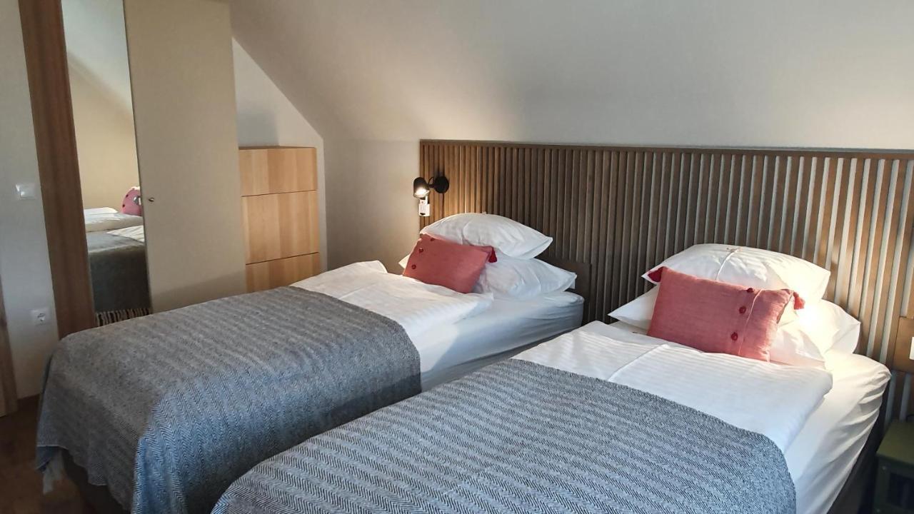 באלאטונפורד Relax Balaton Apartmanok מראה חיצוני תמונה