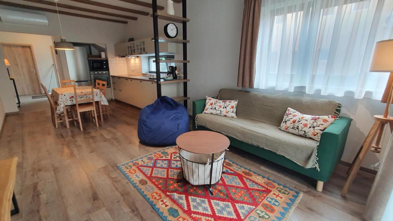 באלאטונפורד Relax Balaton Apartmanok מראה חיצוני תמונה