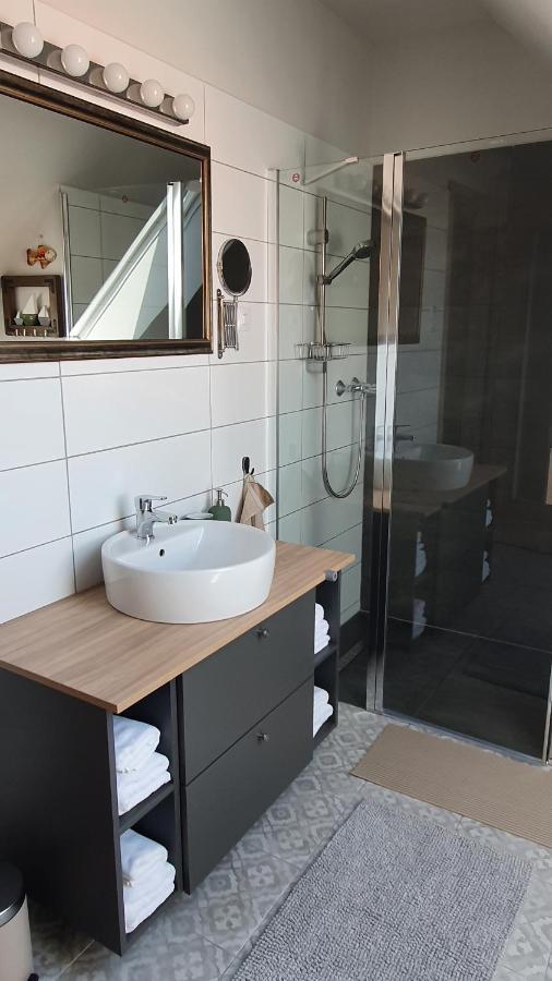 באלאטונפורד Relax Balaton Apartmanok מראה חיצוני תמונה