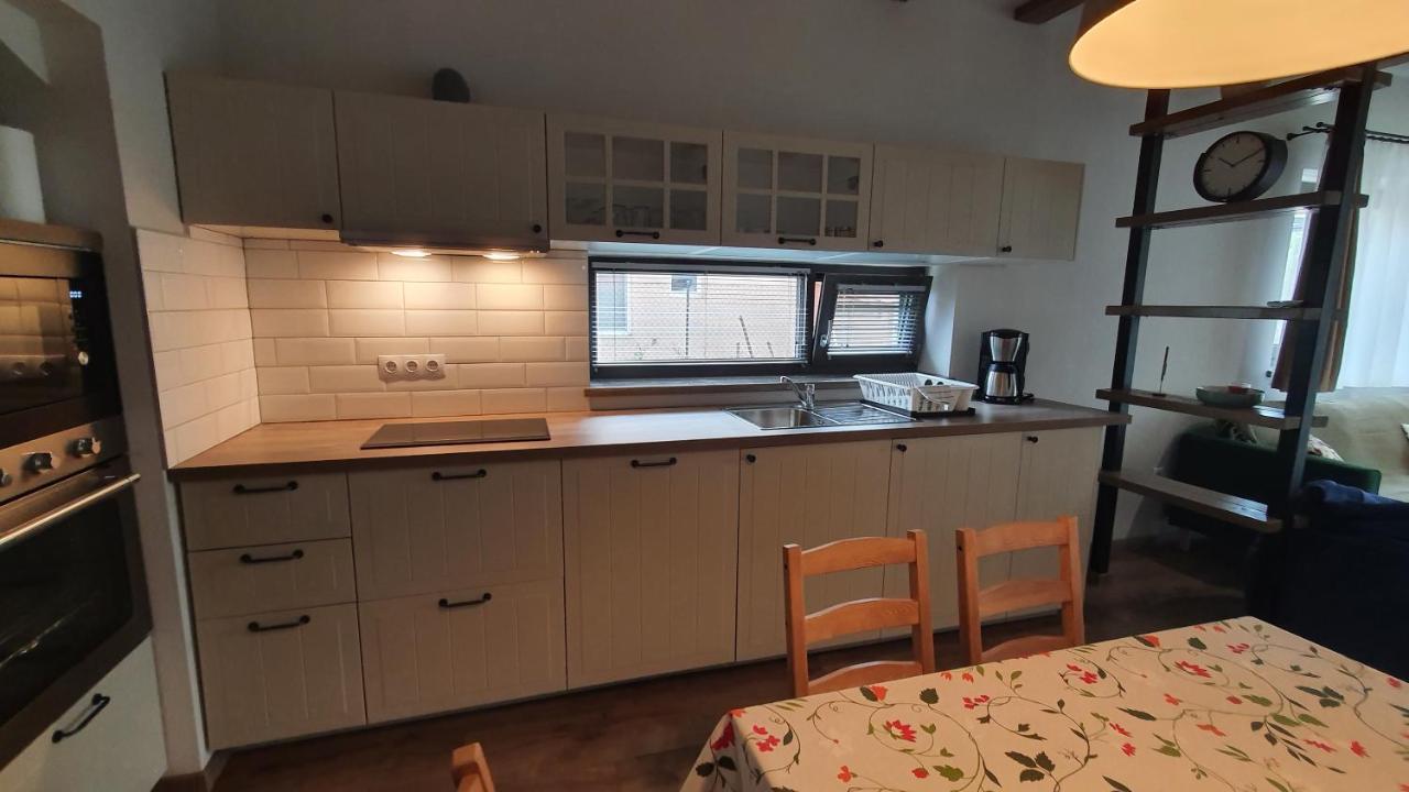 באלאטונפורד Relax Balaton Apartmanok מראה חיצוני תמונה
