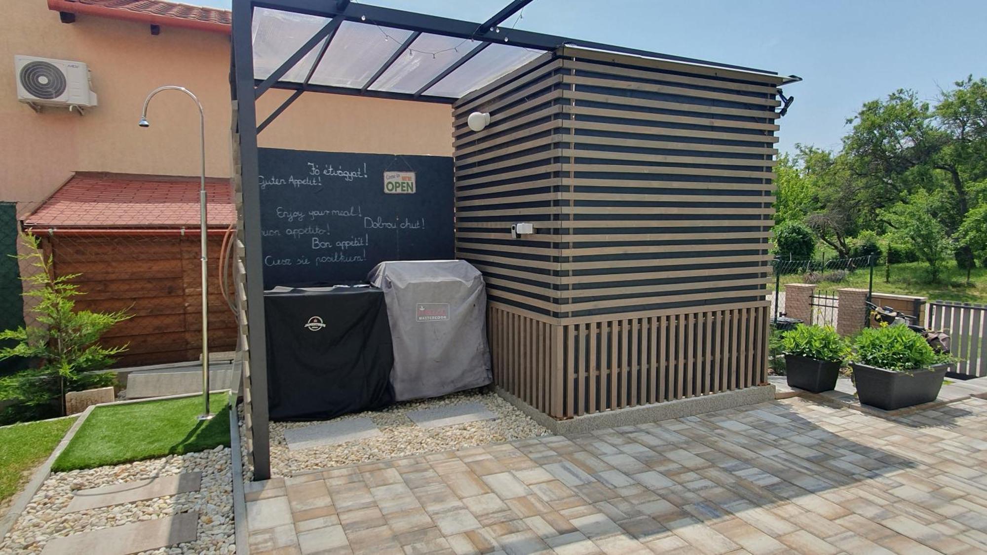 באלאטונפורד Relax Balaton Apartmanok מראה חיצוני תמונה