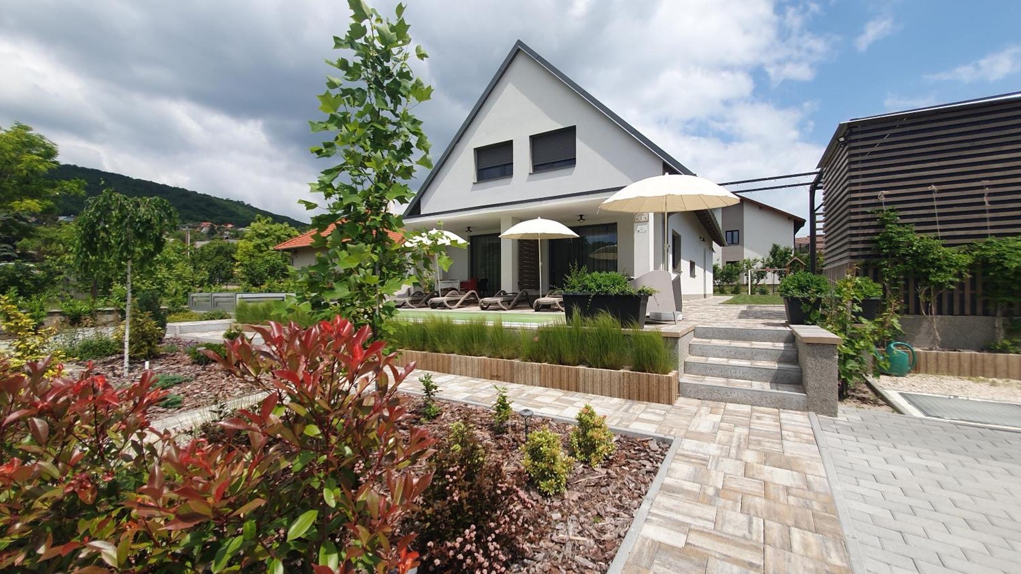 באלאטונפורד Relax Balaton Apartmanok מראה חיצוני תמונה