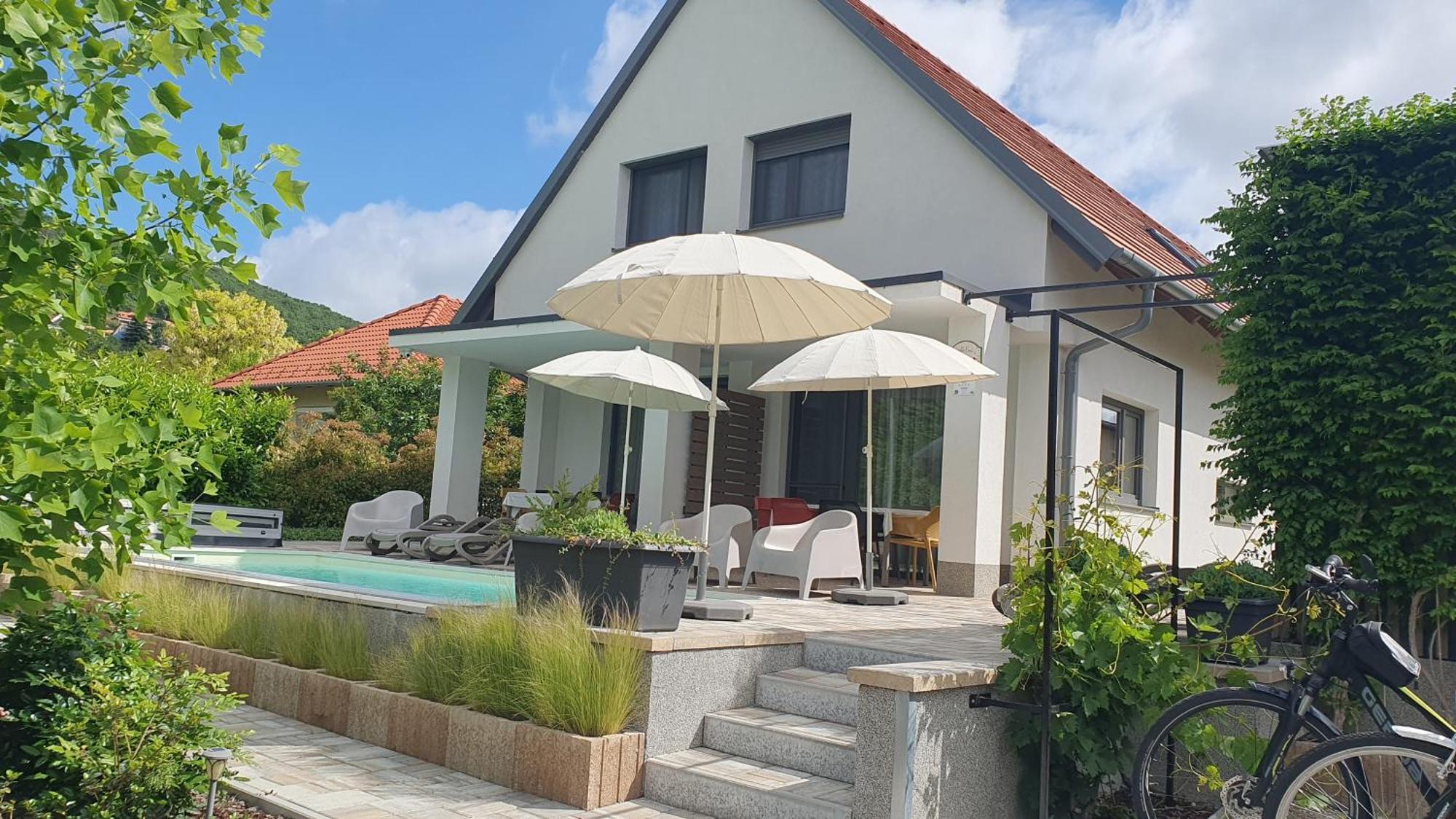 באלאטונפורד Relax Balaton Apartmanok מראה חיצוני תמונה